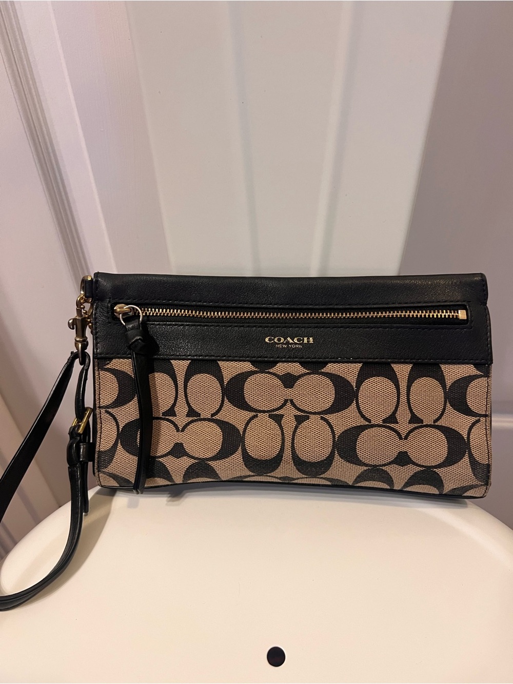 Coach Tan/Black Signature Canvas Wristlet Clutch with Gold Hardware